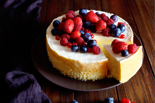 Sweet Summer Berry Cake Sweet Saturday